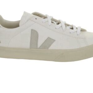 Veja campo chromfree white leather gray logo women 38 EU 8 US fits 7.5 US